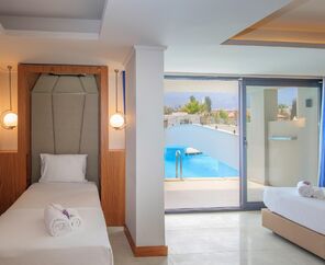 Orka World Hotel 4*