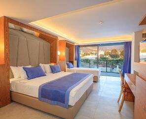 Orka World Hotel 4*