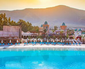 Orka World Hotel 4*