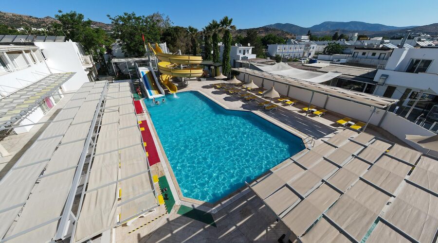 Petunya Beach Resort  4*