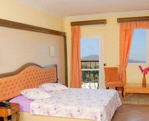 Phoenix Sun Hotel 4*