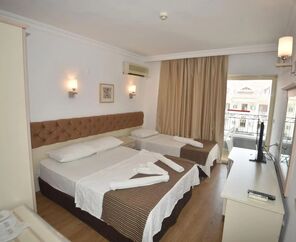 Almena City Hotel  3*