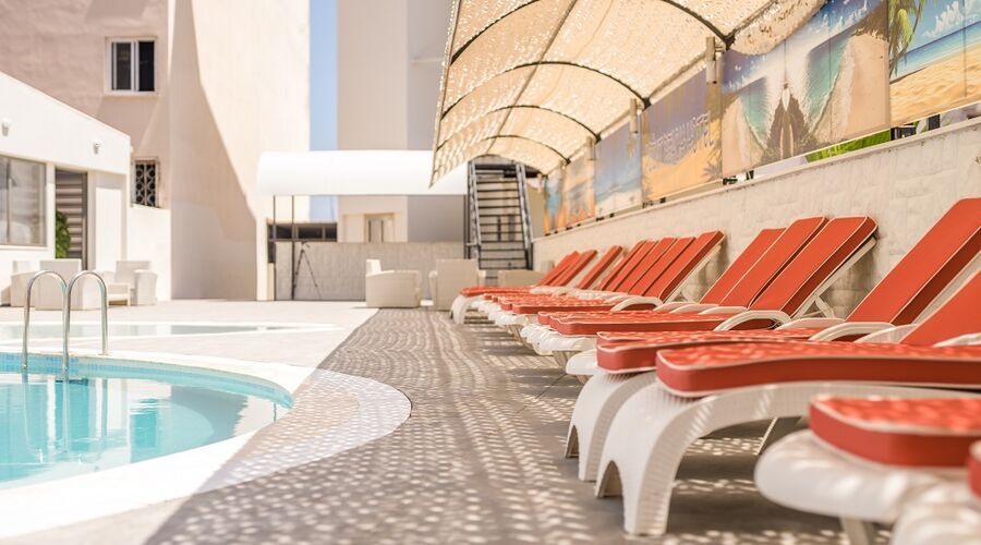 Point Beach 4* Tours